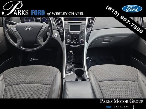Used 2014 Hyundai Sonata SE image 10