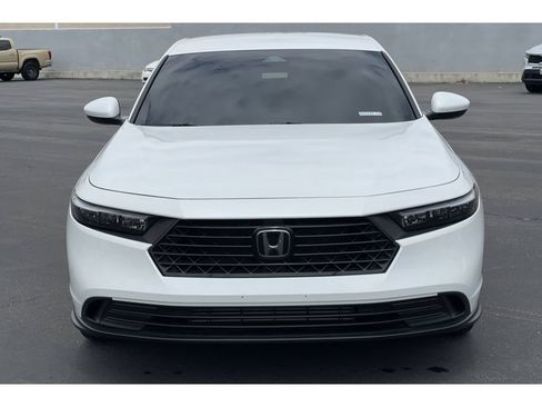 Used 2025 Honda Accord LX image 9