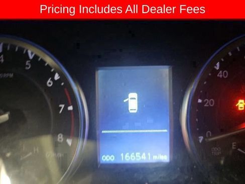 Used 2014 Toyota Highlander Plus AWD/4WD image 9