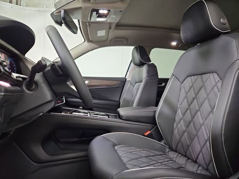 New 2026 Volkswagen Atlas SEL Premium R-Line AWD/4WD image 16