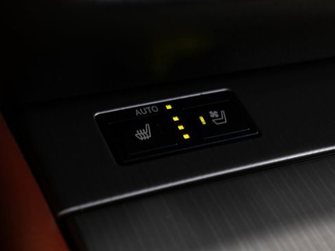 Used 2015 Lexus GS 350 w/ F Sport Package image 32