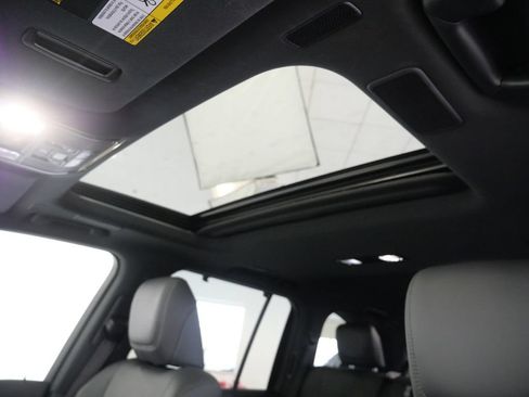 Certified 2025 Lexus LX 700h Overtrail AWD/4WD image 27