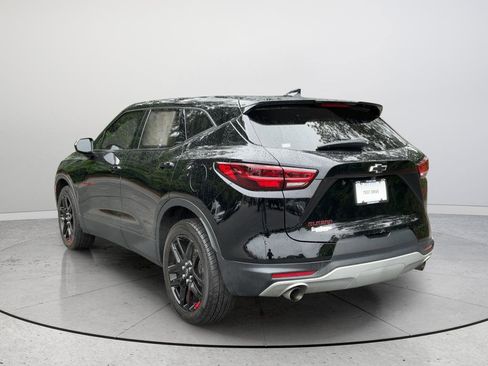 Used 2023 Chevrolet Blazer LT w/ LPO, Floor Liner Package FWD image 9