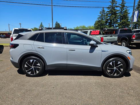 Used 2022 Volkswagen ID.4 Pro AWD/4WD image 6