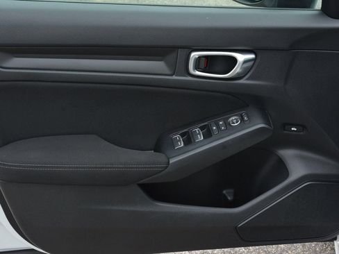 Used 2023 Honda Civic Sport image 12