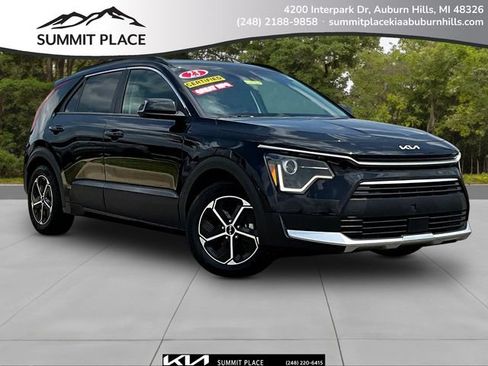 Certified 2023 Kia Niro EX FWD image 1