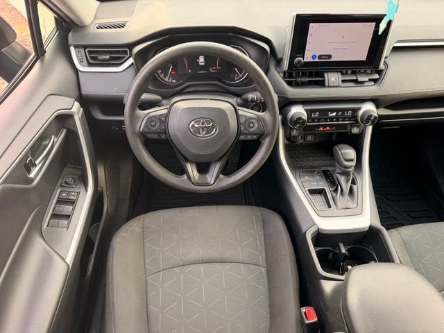 Used 2023 Toyota RAV4 XLE FWD image 13
