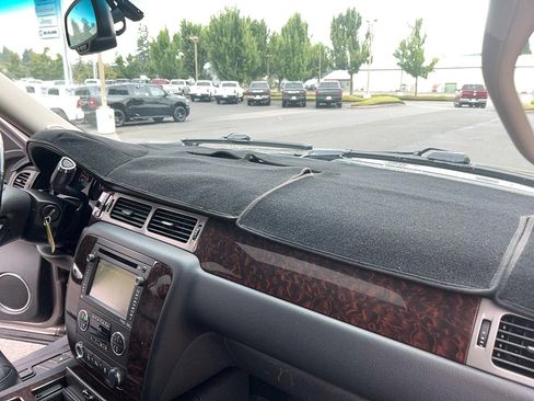 Used 2013 GMC Yukon Denali image 46