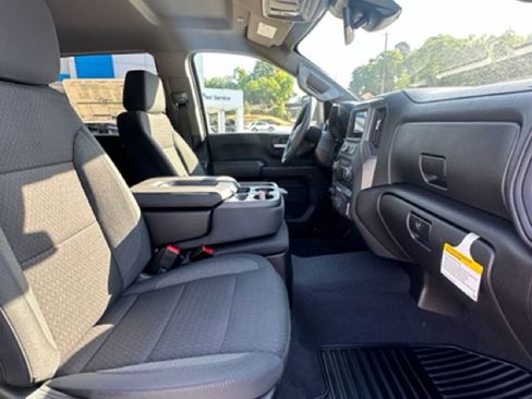 New 2026 Chevrolet Silverado 2500 Custom w/ Custom Value Package AWD/4WD image 18