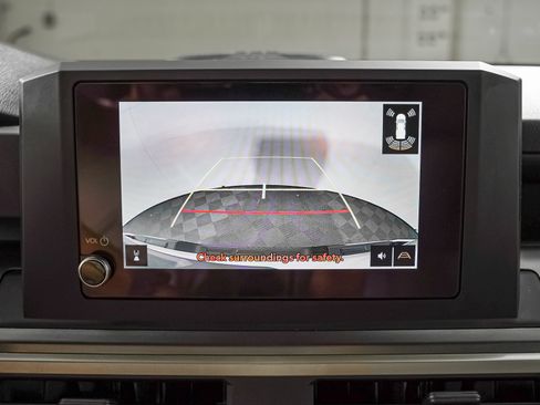 Used 2026 Toyota Tacoma SR5 AWD/4WD image 21