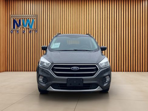 Used 2017 Ford Escape SE w/ Equipment Group 201A image 38