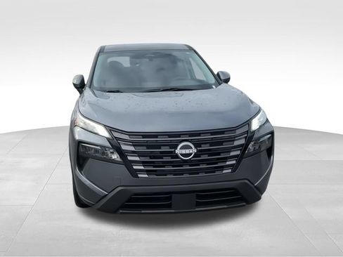 New 2026 Nissan Rogue SV w/ Cold Weather Package AWD/4WD image 2