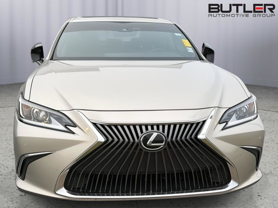 Used 2020 Lexus ES 350 w/ Premium Package FWD image 4