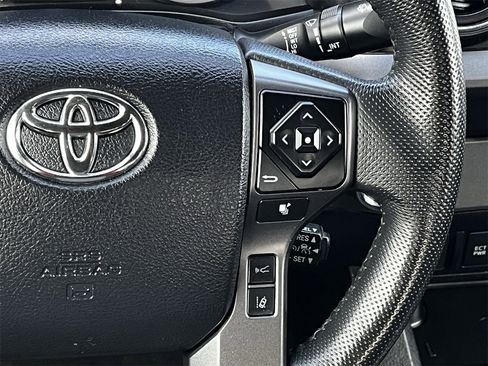 Used 2023 Toyota Tacoma TRD Off-Road image 14