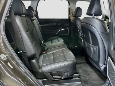 Used 2021 Kia Telluride EX AWD/4WD image 28