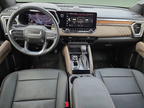 Used 2026 GMC Canyon Denali image 11