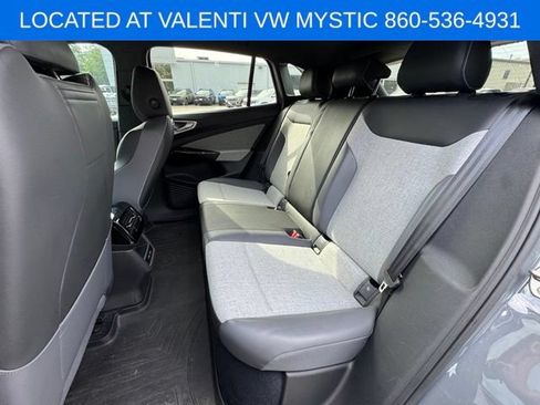 Used 2023 Volkswagen ID.4 Pro RWD image 11