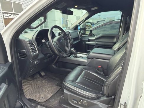 Used 2016 Ford F150 XLT w/ Equipment Group 302A Luxury AWD/4WD image 5