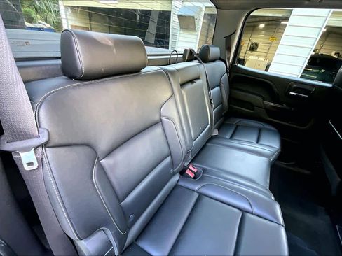 Used 2017 GMC Sierra 1500 SLT w/ SLT Premium Package AWD/4WD image 18