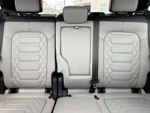 Used 2024 Ford Escape SE w/ PHEV Premium Package FWD image 36