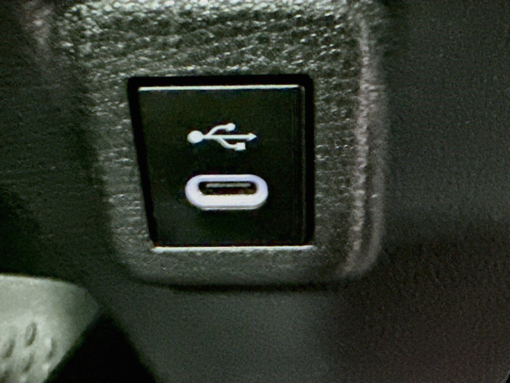 Used 2023 Toyota Corolla LE FWD image 40