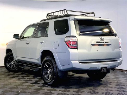 Used 2021 Toyota 4Runner Trail Special Edition AWD/4WD image 3