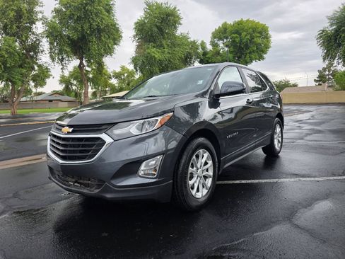 Used 2019 Chevrolet Equinox LT w/ LPO, Cargo Package FWD image 9
