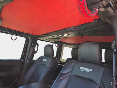 Used 2023 Jeep Wrangler Unlimited Rubicon w/ Xtreme 35 Tire Package AWD/4WD image 33