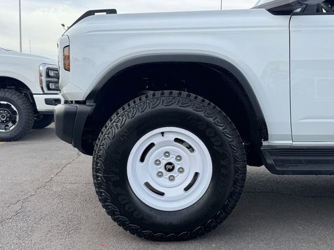 New 2026 Ford Bronco Heritage Edition AWD/4WD image 7