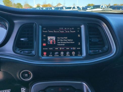 Used 2016 Dodge Challenger R/T Plus image 25