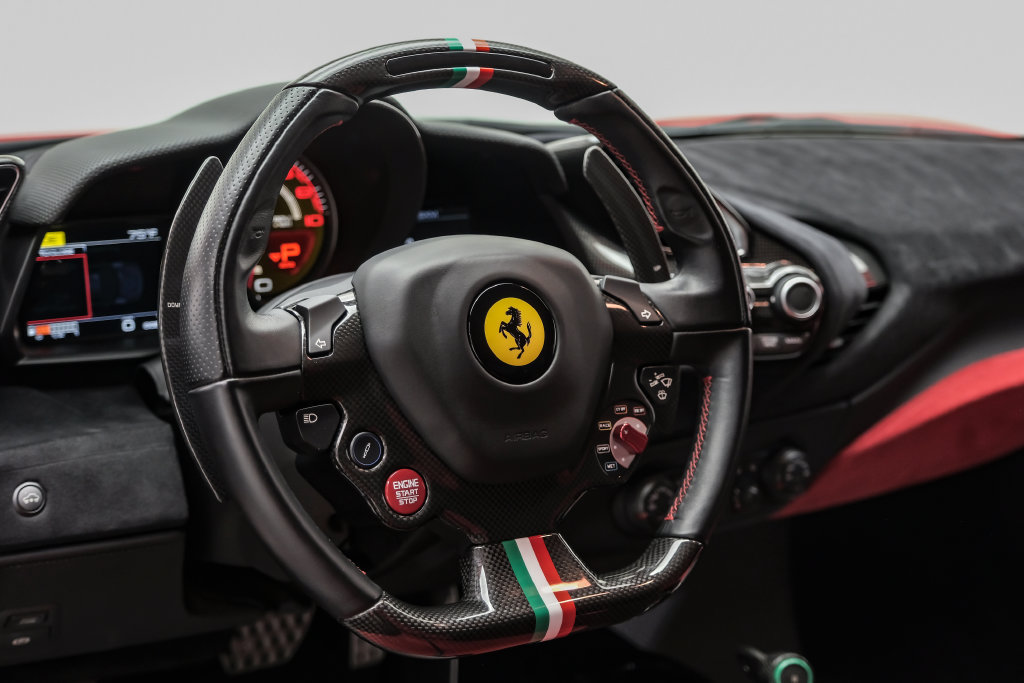 Used 2019 Ferrari 488 Pista Coupe RWD image 16