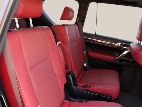 Used 2023 Lexus GX 460 Premium image 19