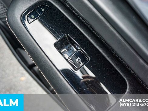 Used 2024 Nissan Ariya FWD image 54