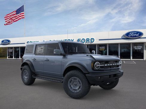 New 2025 Ford Bronco Outer Banks w/ Sasquatch Package AWD/4WD image 7