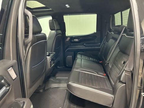 Used 2022 GMC Sierra 1500 AT4X image 29