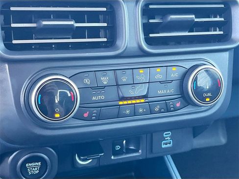 Used 2024 Ford Maverick Lariat w/ Black Appearance Package image 16