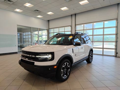 Used 2022 Ford Bronco Sport Outer Banks AWD/4WD image 7