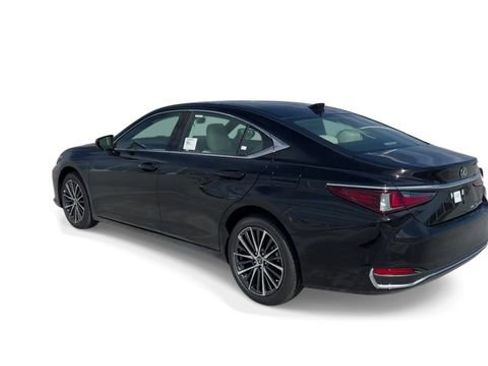 Used 2024 Lexus ES 250 w/ Premium Package AWD/4WD image 6