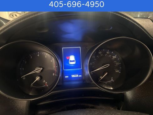 Used 2018 Toyota C-HR XLE image 7