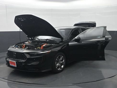 Used 2023 Honda Accord EX-L image 37