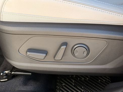 New 2026 Hyundai Tucson Limited image 25