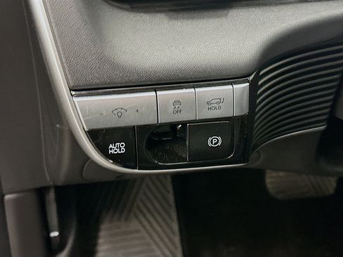 Used 2024 Hyundai Ioniq 5 Limited AWD/4WD image 17