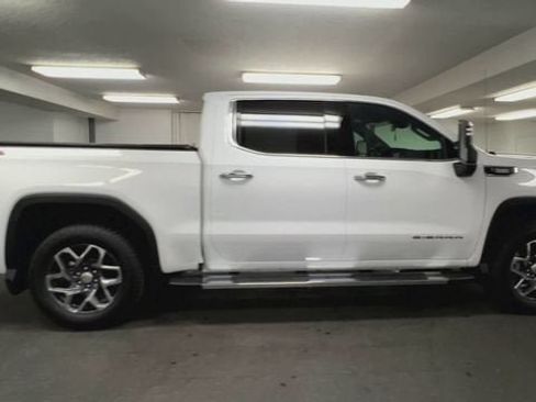 Certified 2026 GMC Sierra 1500 SLT w/ SLT Premium Plus Package AWD/4WD image 9