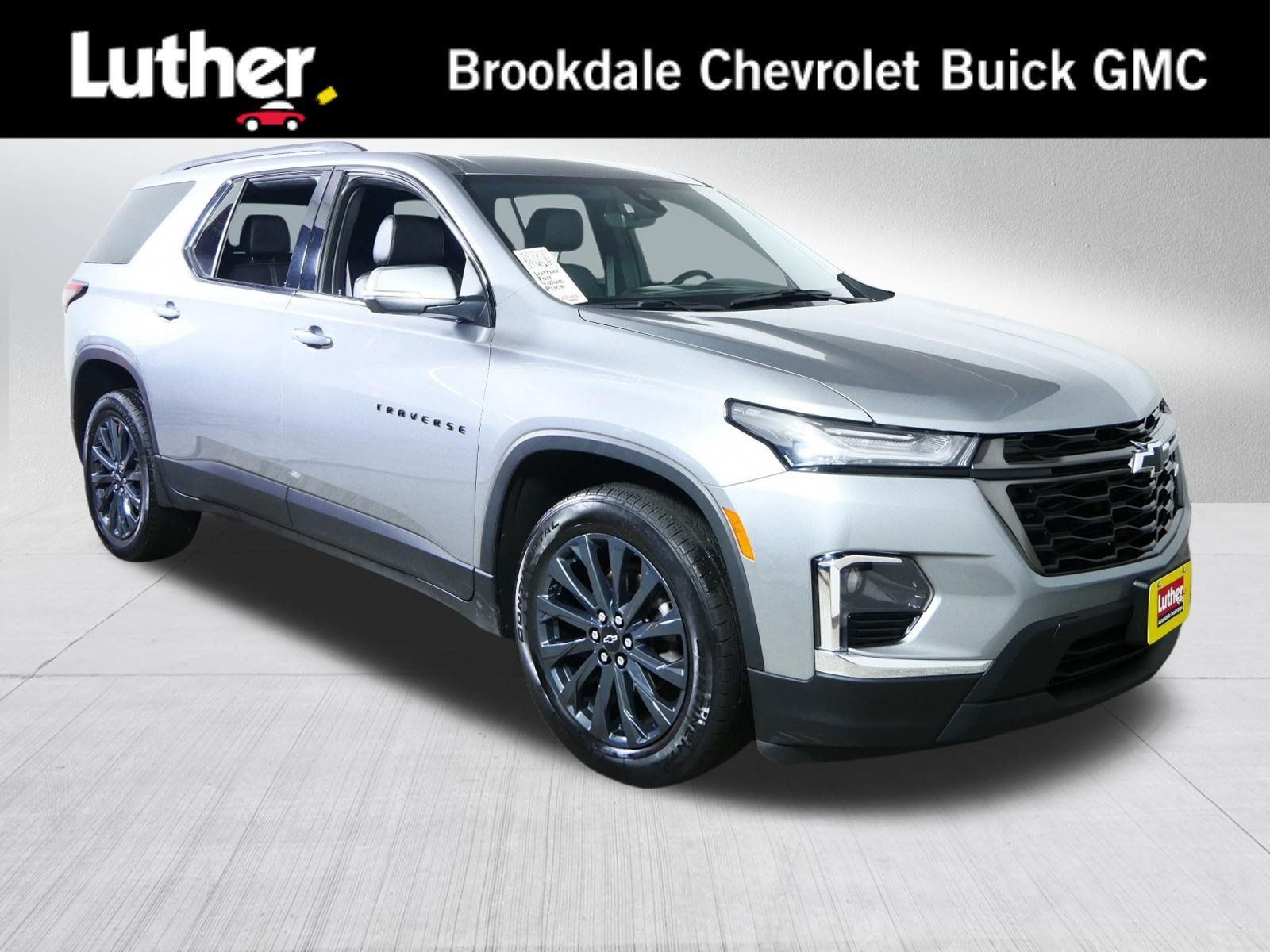 Used 2023 Chevrolet Traverse RS AWD/4WD image 1