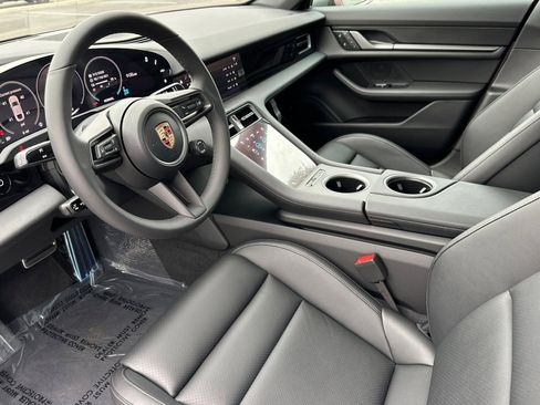 New 2026 Porsche Taycan image 4