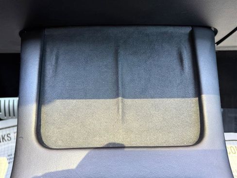 Used 2022 Tesla Model Y Performance image 29