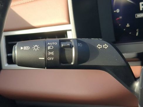 New 2026 Mitsubishi Outlander SEL FWD image 32