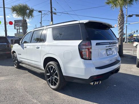 Used 2024 Chevrolet Suburban RST w/ Sport Performance Package image 7