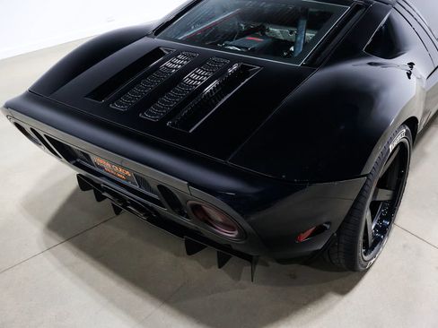Used 2006 Ford GT RWD image 99