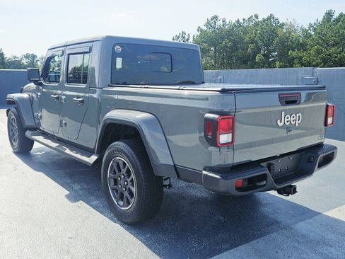 Used 2022 Jeep Gladiator Overland w/ Popular Equipment Package AWD/4WD image 3